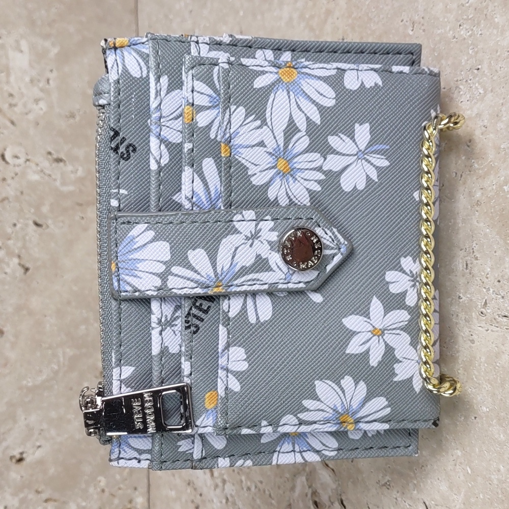 Steve Madden Mini Daisy Bi-fold Wallet